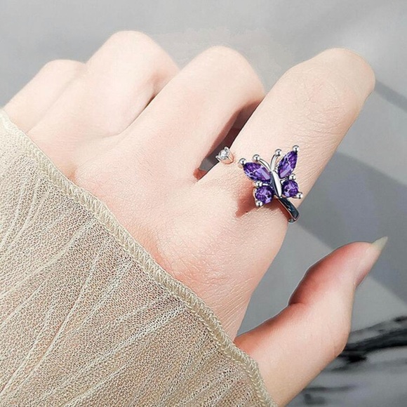 Butterfly Anti-Anxiety Spinning Cuff Ring - Picture 5 of 5